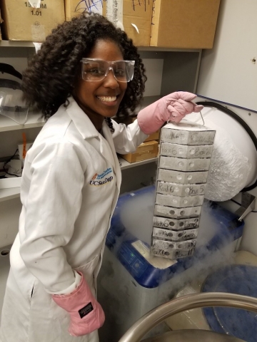 Dr. Joi Weeks ARCS Foundation Scholar Dr. Joi Weeks ARCS Foundation Scholar